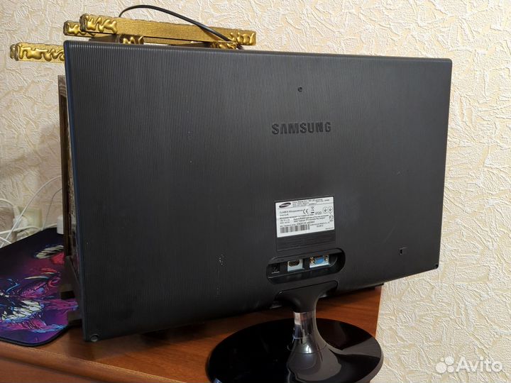 Монитор 24 дюйма Samsung