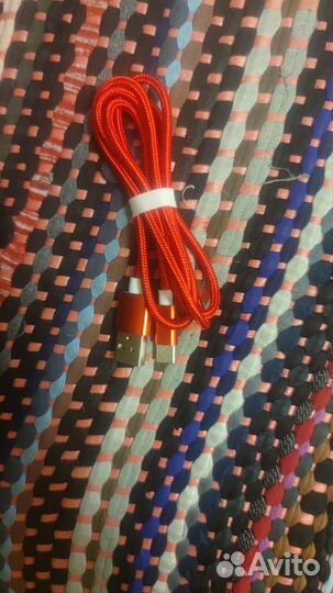 Кабель для зарядки телефона