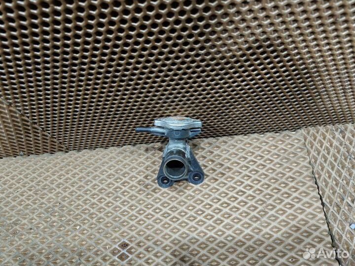 Горловина радиатора Toyota Ractis SCP100 2007