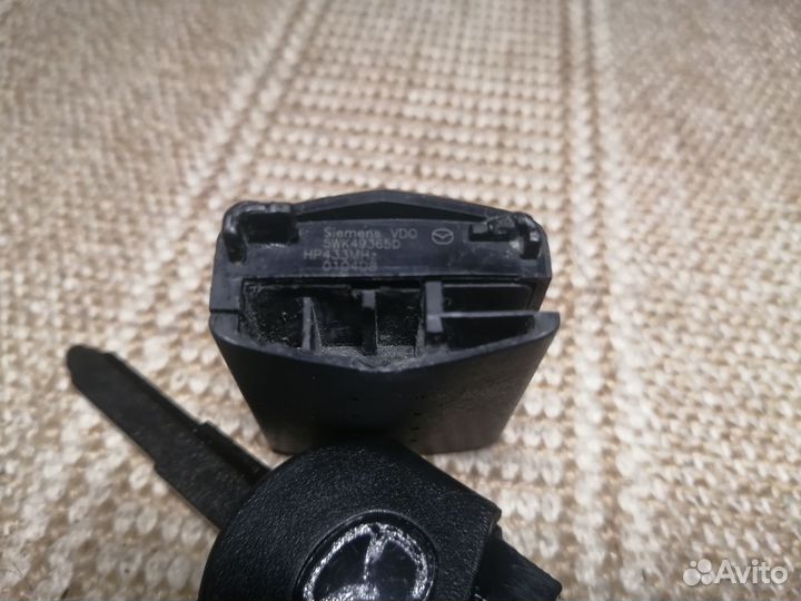 Mazda чип ключ 4 кнопки Siemens VDO 5WK49365D