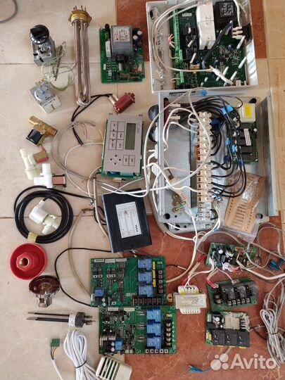 Для парогенератора:тэны,датчики,платы,пульты