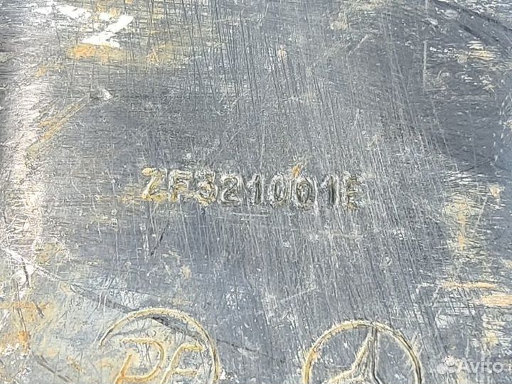 Кронштейн двигателя Ml 163