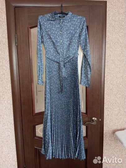 Платье шелковое в пол