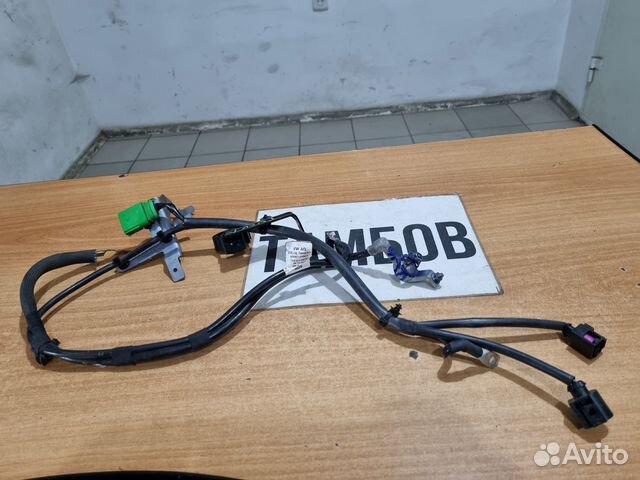 Плюсовая клемма фольксваген поло 2019 год