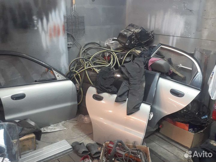 Обшивки дверей lanos разбор