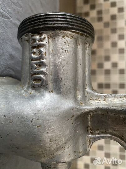 Мясорубка механическая чугунная