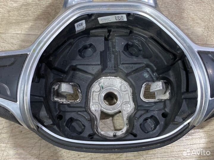 Руль Renault Logan 2 седан K7MA 812 2018