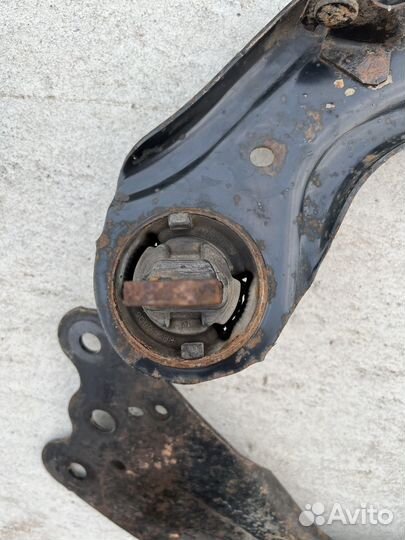 Рычаги задние на мазду 6 комплект