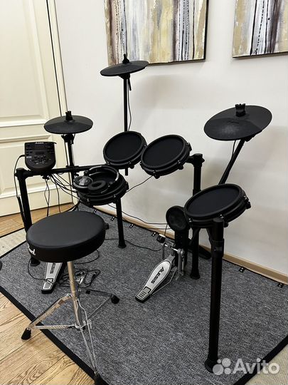 Электронные барабаны Alesis Nitro Mesh Kit