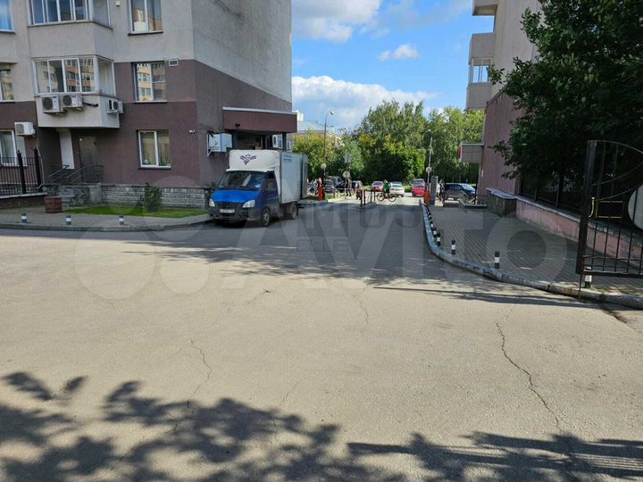 Машиноместо, 15 м²