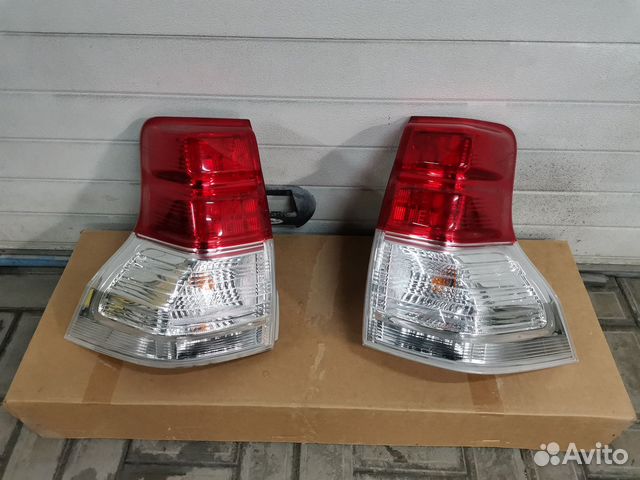 Задние фонари Toyota Land Cruiser Prado 150