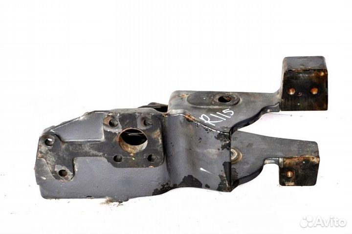 Кронштейн рессоры, переднего моста, передний правы