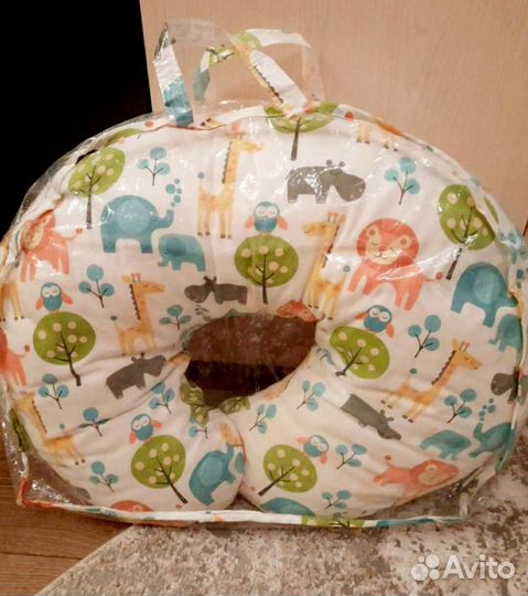 Подушка для кормления Chicco оригинал