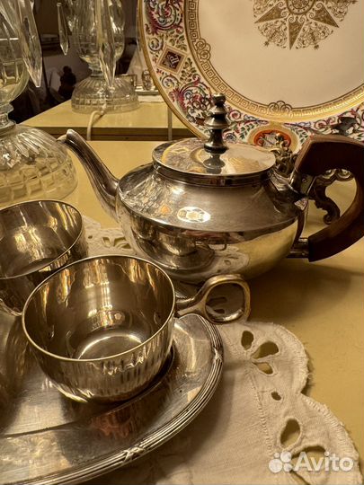 Серебрение чайник кофейник винтаж