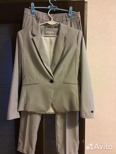 Костюм брючный