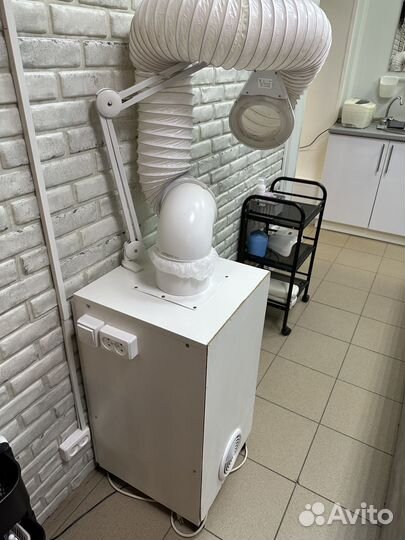 Вытяжка для педикюра