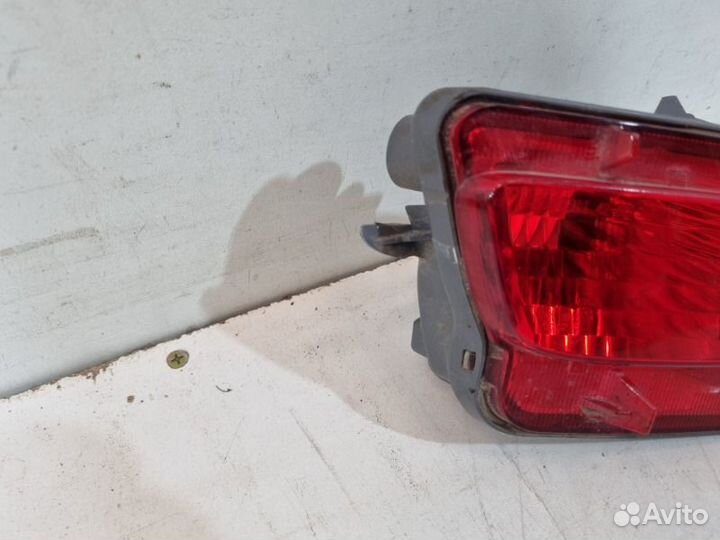 Фонарь противотуманный задний левый Toyota Rav4