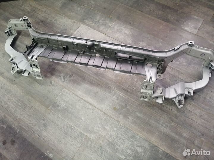 Рамка радиатор(телевизор) Ford Galaxy 3 15-20