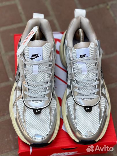 Кроссовки Nike run v2k