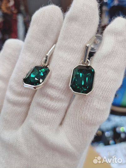 Серьги с кристаллами