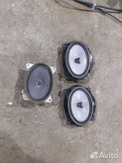 Toyota Camry 40 динамик