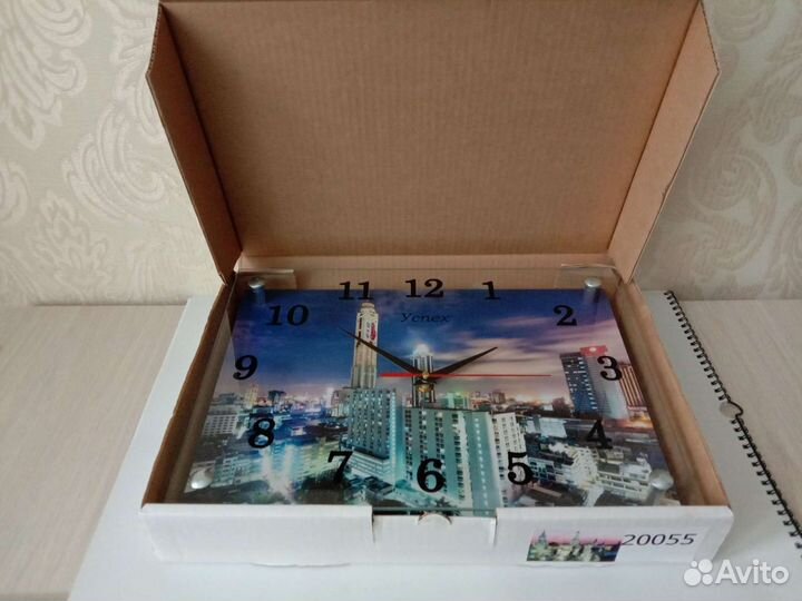 Часы-картина настенные новые