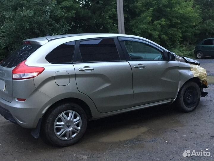 LADA XRAY 1.6 МТ, 2019, битый, 266 000 км