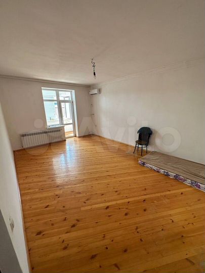 2-к. квартира, 76 м², 4/5 эт.