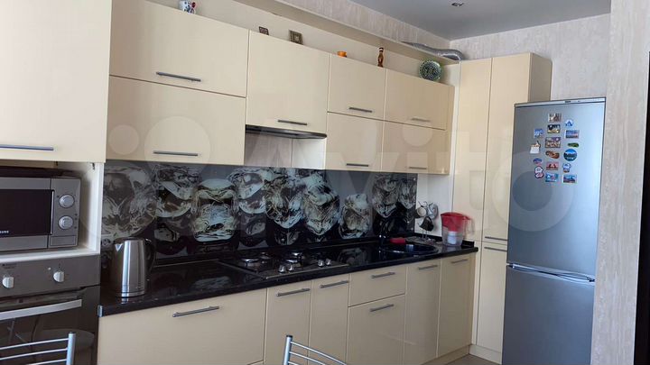 2-к. квартира, 60,1 м², 8/10 эт.