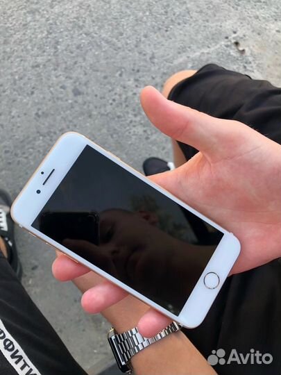 iPhone 7, 32 ГБ
