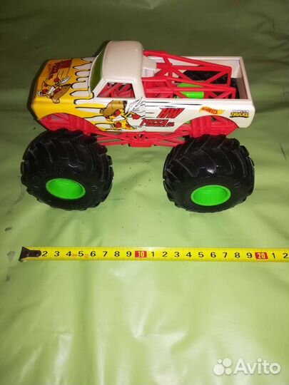 Машинка Hot wheels monster truck