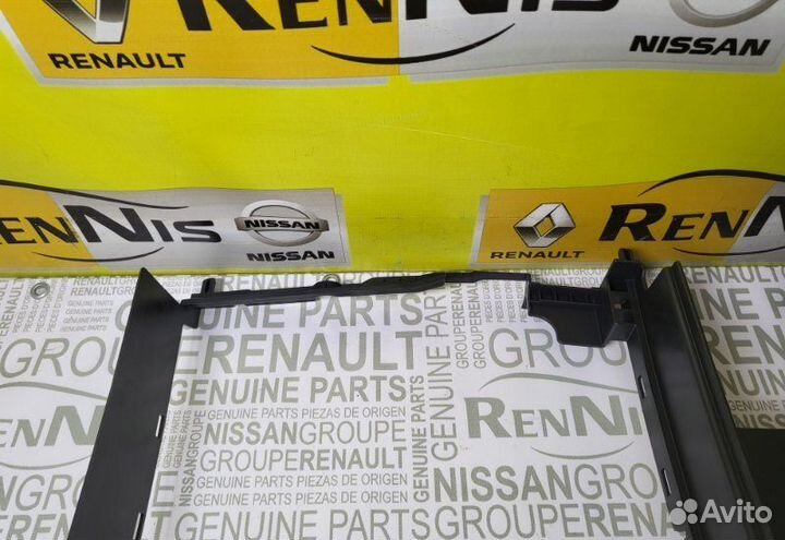 Дефлектор радиаторов 1.3л Renault Kaptur 1.3