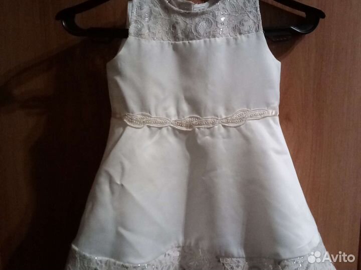 Нарядное платье для девочки