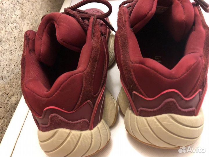 Кроссовки adidas Yeezy 500