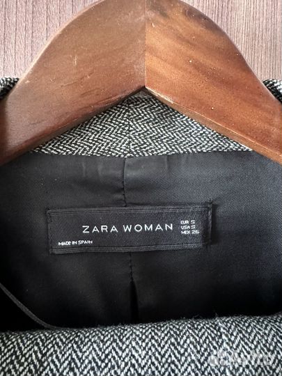 Костюм брючный zara S