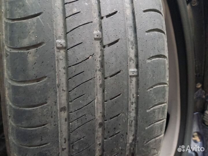 Kumho Ecowing ES01 KH27 205/55 R16