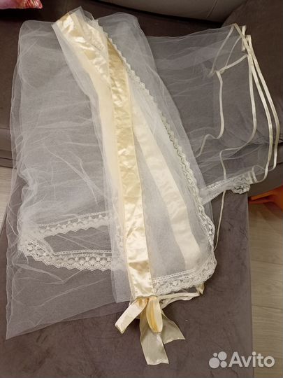 Балдахин в кроватку бежевый кружево и сетка