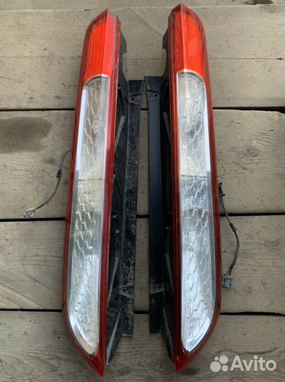 Задний фонарь Форд Фокус 2 хечбек рестайлинг разбо