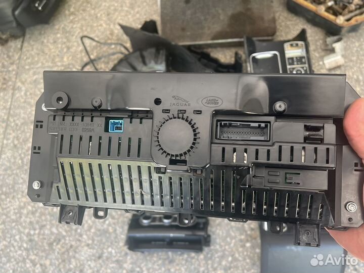 Панель приборов land rover range rover sport 2