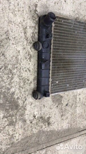 Радиатор охлаждения Hyundai Accent 2006