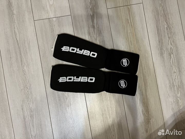 Щитки для единоборств