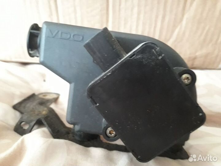 Датчик положения педали дроссельной заслонки