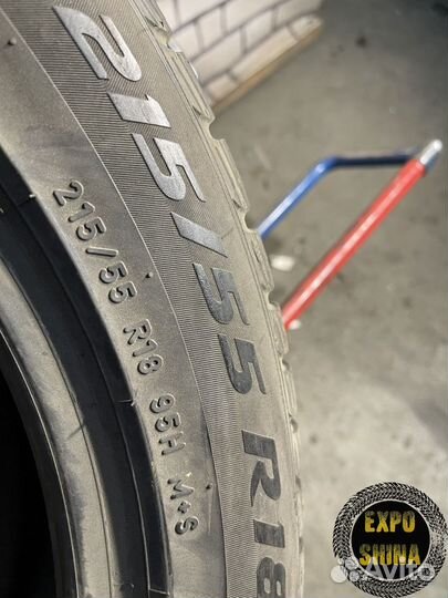 Pirelli Winter Sottozero 3 215/55 R18