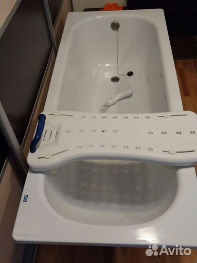 Сиденье для ванны