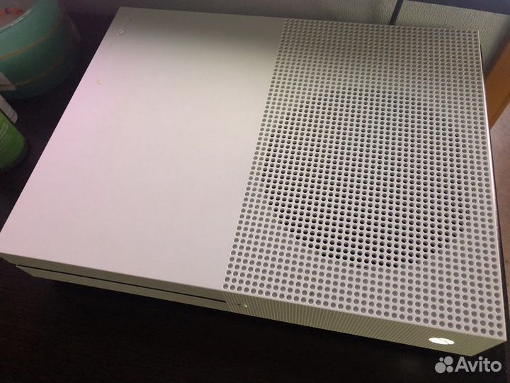 Игровая приставка xbox one s