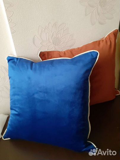 Интерьерная подушка