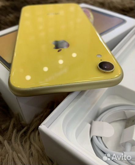 iPhone Xr, 128 ГБ