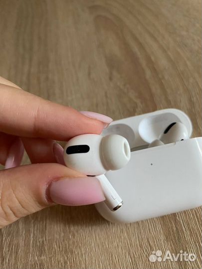 Беспроводные наушники airpods pro