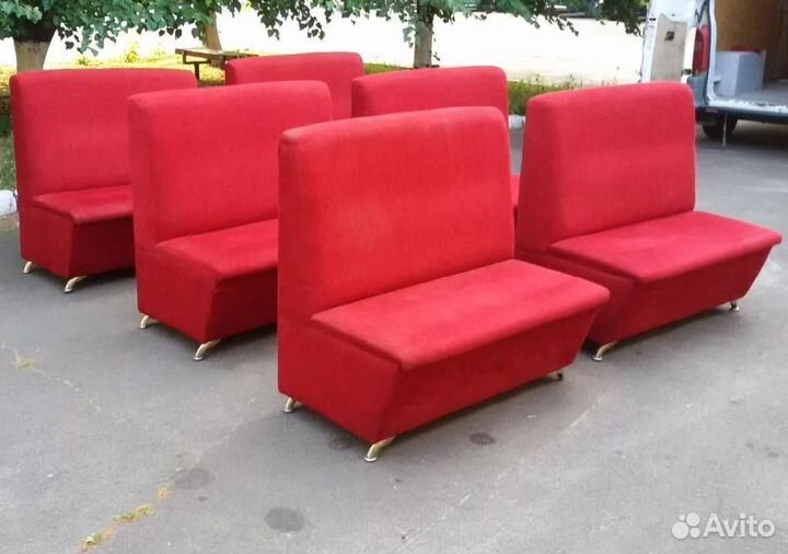 Диван для дома, кафе и офиса