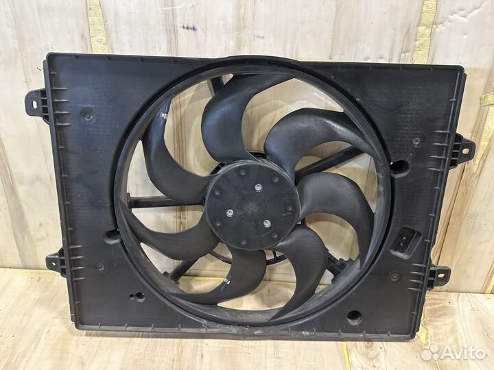Диффузор с вентилятором в сборе 452 Chery Tiggo 7 Pro Б/у 302000842AA